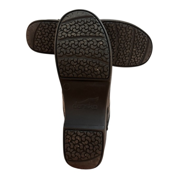 Dansko Pro XP 2.0 clog in a leopard print size 37 women’s - Picture 5 of 6